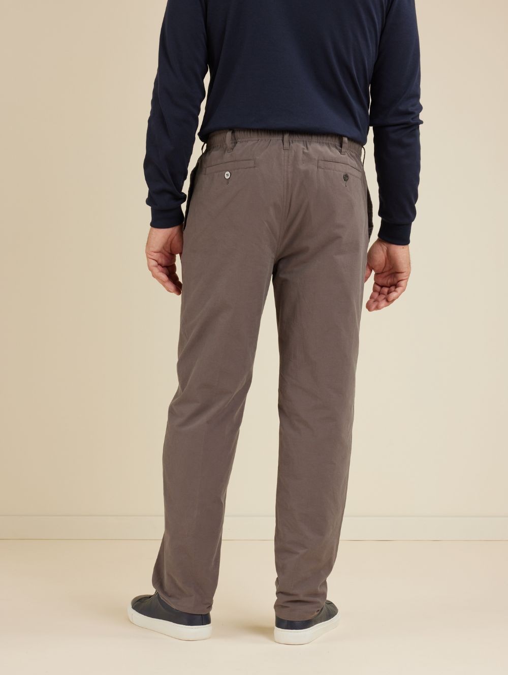 Woodbury Pull On Pant