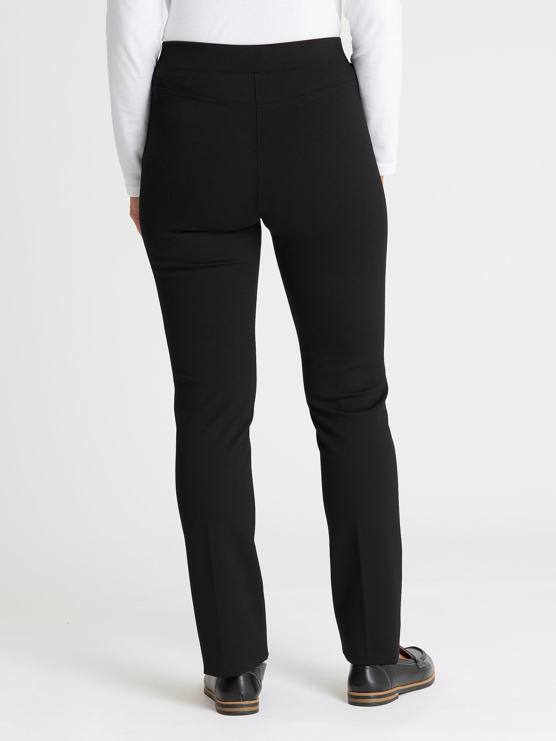 BA10831_BLACK_1596_1