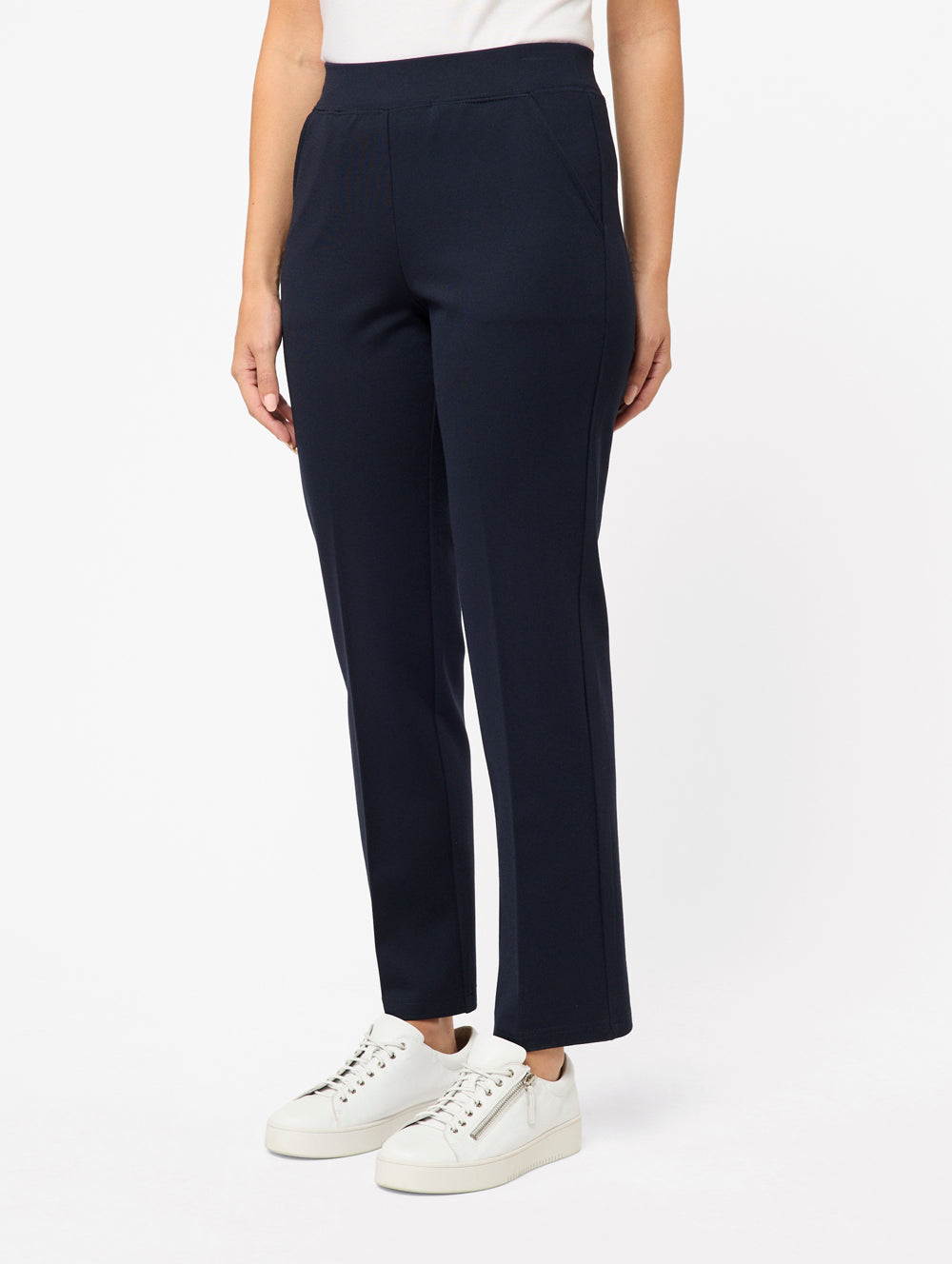 Moda Straight Leg Short Length Pant