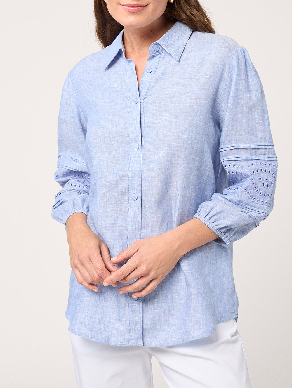 Niya 3/4 Emb Sleeve Shirt