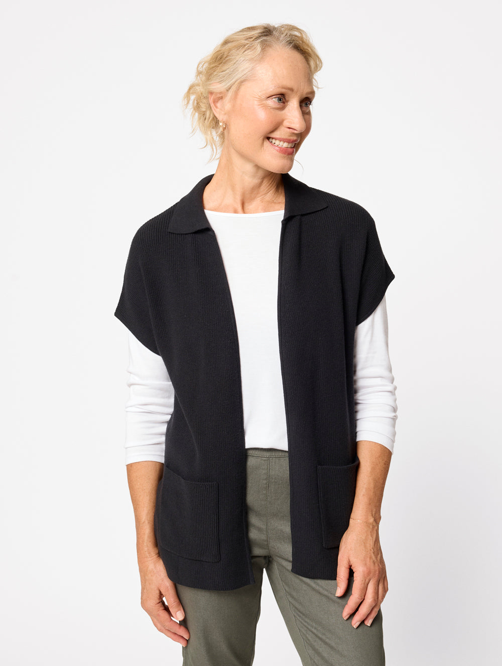 Nicoline Sleeveless Cardigan