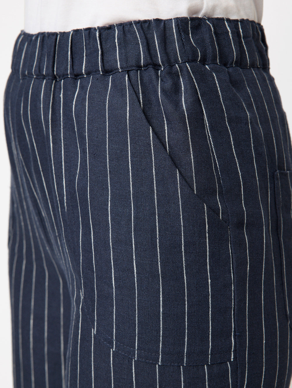 BA48819_BANVY142_2_1758776828000