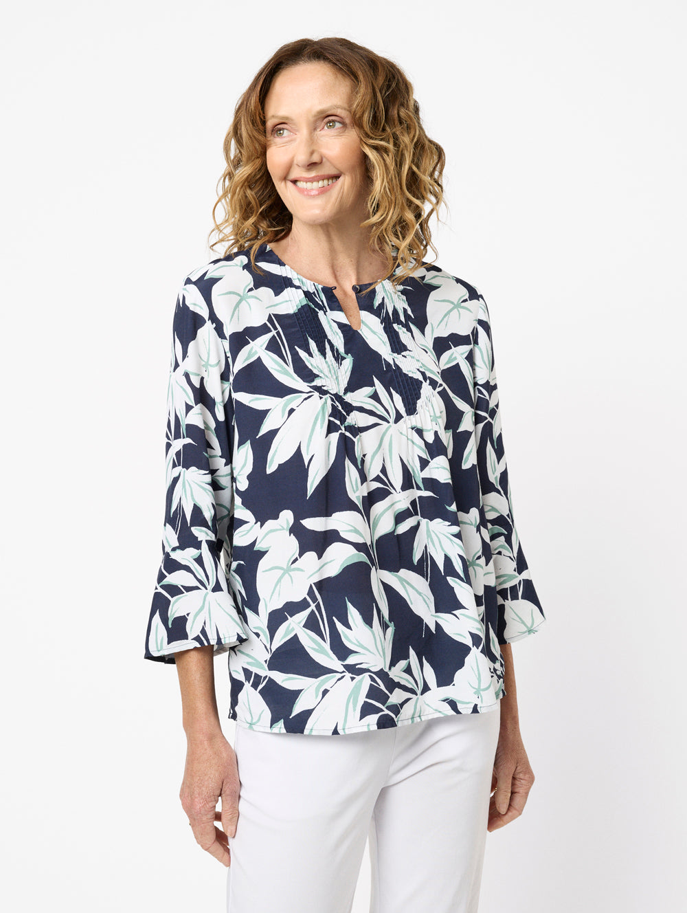 BA48886_BANVY142_1_1762833097000