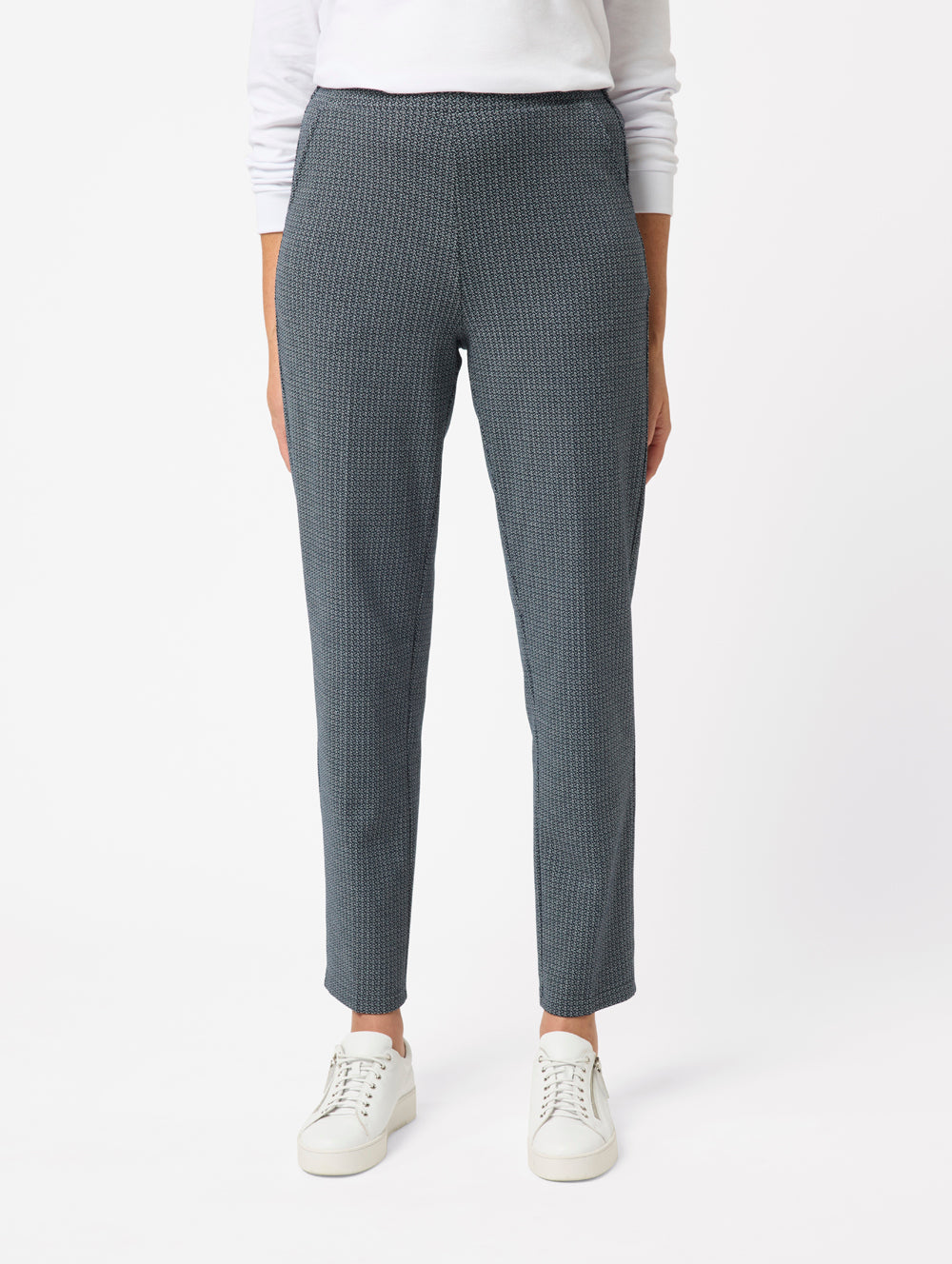 BA49056_BANVY142_1_1771565813000