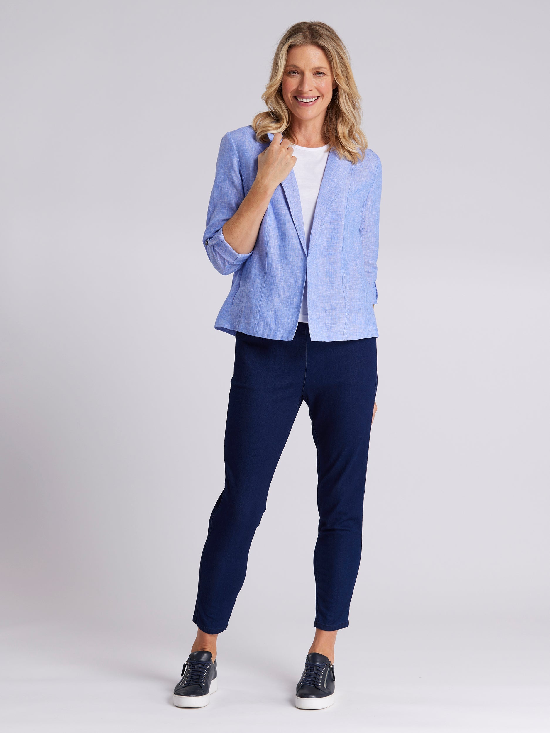 BA31687_SPRING_BLUE_83077_1